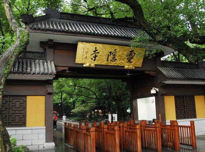 中国最著名的十大寺庙排名，第一个一定要去，今生你去过几个