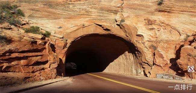 美国锡安卡梅尔山隧道