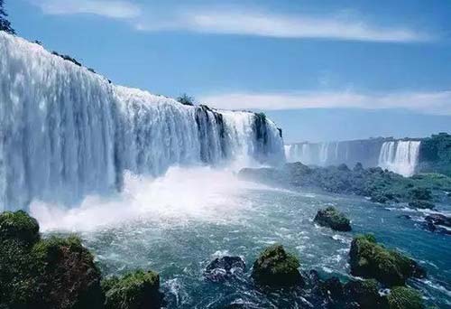 盘点全球三大瀑布 世界最大的瀑布在哪里(www.ijiuai.com)