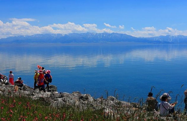 新疆十大旅游景点排行榜，新疆最值得去的景点推荐
