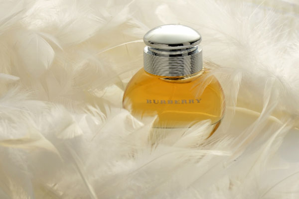 022世界十大著名香水品牌，国际名牌香水有哪些牌子"