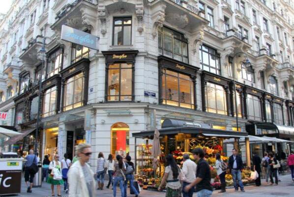 世界十大知名购物街，法国香榭丽舍大道排名榜首
