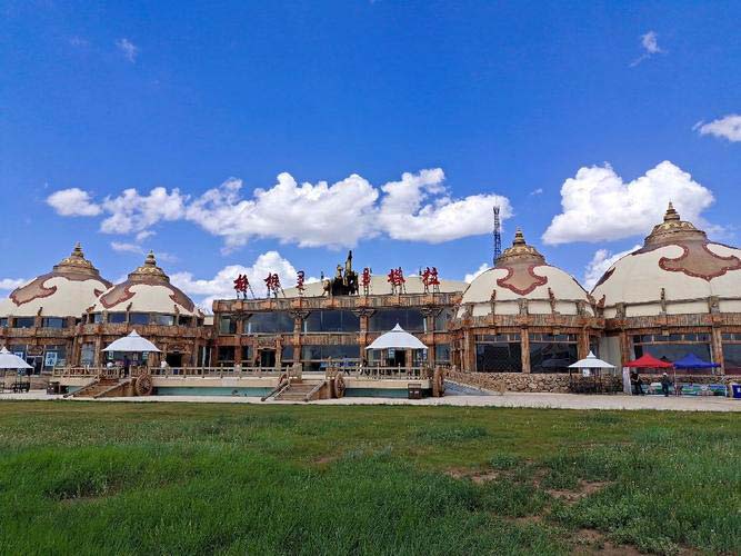 中国十大草原度假村，诺尔丹营地登顶第一名