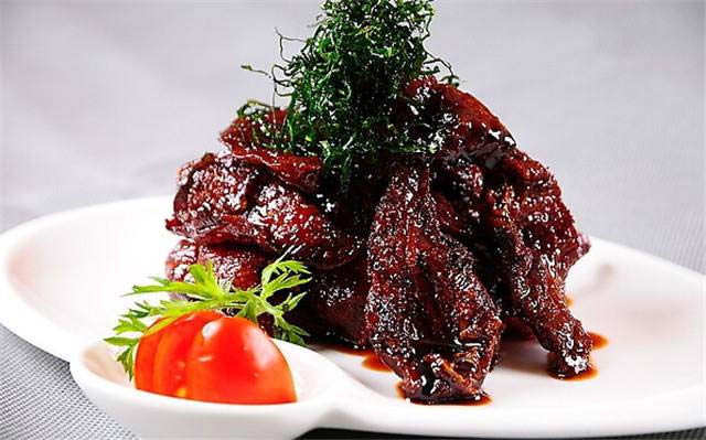 上海最有名的十大特色本帮美食，红烧肉占据榜首