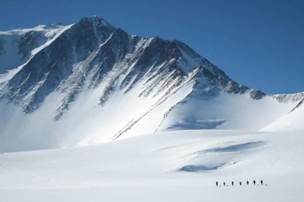 世界十大最危险山峰排行榜，第一名竟是卡瓦格博峰