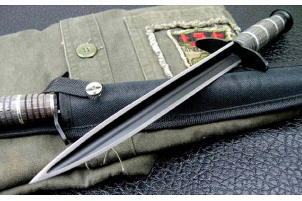 世界十大著名军刀 瑞士军刀排第一，最后一名被禁用