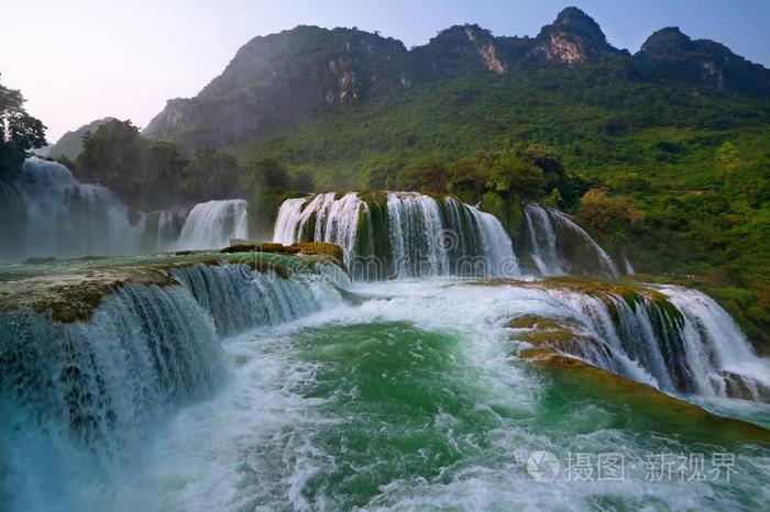 世界上最美十大瀑布，伊瓜苏大瀑布位列榜首